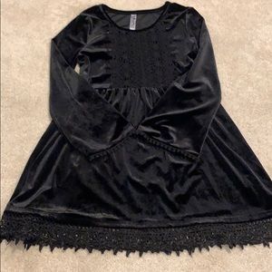 Girls black velvet dress